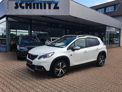 Weiß Gebraucht 2019 Peugeot 2008 Crossway SUV | 13.990 € (Fairer Preis)