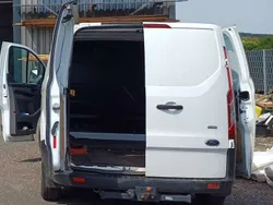 Weiß Gebraucht 2018 Ford Transit Custom Basis Abholung | 17.500 € (Guter Preis)