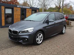 Mineralgrau metallic Gebraucht 2017 BMW 220 Gran Tourer M Sport Van / Kleinbus | 19.500 € (Guter Preis)