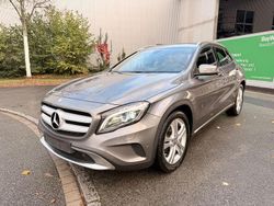 Grau Gebraucht 2014 Mercedes GLA200 SUV | 13.490 € (Guter Preis)
