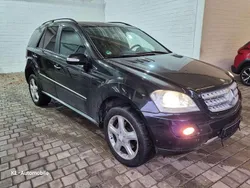 Schwarz Gebraucht 2008 Mercedes ML280 SUV | 8.250 € (Guter Preis)