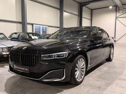 Schwarz Gebraucht 2022 BMW 740 Performance Limousine | 59.590 € (Fairer Preis)