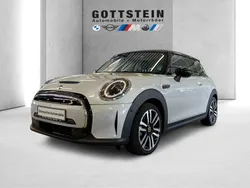 White silver Gebraucht 2022 Mini Cooper SE Classic Kleinwagen | 20.990 € (Etwas zu teuer)