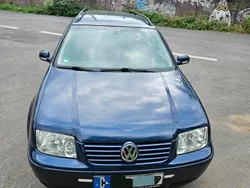 Blau Gebraucht 1999 VW Bora Limousine | 1.000 € (Fairer Preis)