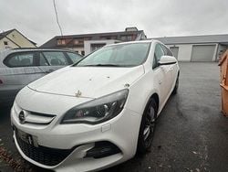 Weiß Gebraucht 2015 Opel Astra Kombi | 4.000 € (Fairer Preis)