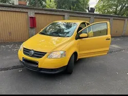 Gelb Gebraucht 2009 VW Fox Kleinwagen | 1.850 € (Fairer Preis)