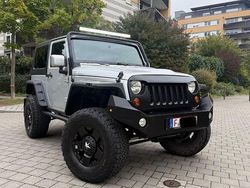 Silber Gebraucht 2010 Jeep Wrangler Sahara SUV | 18.990 € (Etwas zu teuer)