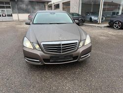 Grau Gebraucht 2011 Mercedes E300 Limousine | 10.300 € (Etwas zu teuer)