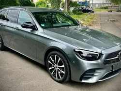 Grau Gebraucht 2022 Mercedes E300 AMG line Kombi | 37.000 € (Teuer)