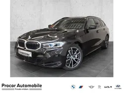 Schwarz Gebraucht 2024 BMW 330 Sport Line Kombi | 47.480 € (Fairer Preis)