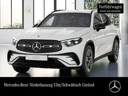 Weiß Gebraucht 2024 Mercedes GLC200 AMG SUV | 51.480 € (Superpreis)