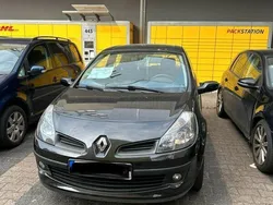 Schwarz Gebraucht 2006 Renault Clio II Dynamique Limousine | 2.200 € (Fairer Preis)