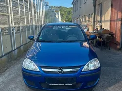 Blau Gebraucht 2004 Opel Corsa Kleinwagen | 900 € (Guter Preis)