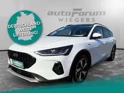 Weiß Gebraucht 2024 Ford Focus Active Limousine | 25.581 € (Superpreis)
