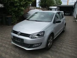 Silber Gebraucht 2013 VW Polo Comfortline Limousine | 4.999 € (Superpreis)