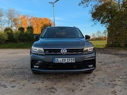 Grau Gebraucht 2020 VW Tiguan R-line SUV | 31.900 € (Fairer Preis)