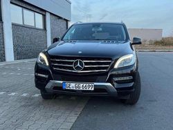 Schwarz Gebraucht 2013 Mercedes ML350 SUV | 17.900 € (Fairer Preis)
