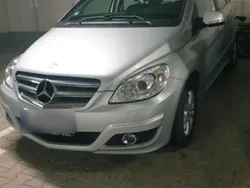 Silber Gebraucht 2009 Mercedes B170 Van / Kleinbus | 8.000 € (Teuer)