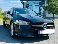 Schwarz Gebraucht 2020 Mercedes CLA200 Shooting Brake Kombi | 19.200 € (Guter Preis)