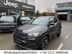 Grün Neu 2025 Jeep Compass North SUV | 25.790 €