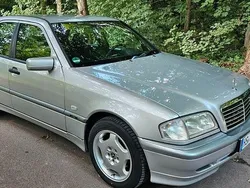 Silber Gebraucht 1999 Mercedes C200 Classic Limousine | 4.250 € (Fairer Preis)
