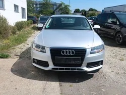 Silber Gebraucht 2011 Audi A4 Ambiente Limousine | 5.750 € (Superpreis)