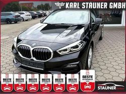 Sapphire schwarz met. Gebraucht 2023 BMW 118 Sport Line Kleinwagen | 22.980 € (Guter Preis)
