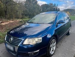 Blau Gebraucht 2008 VW Passat Kombi | 5.790 € (Teuer)