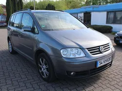 Platinumgrey metallic Gebraucht 2005 VW Touran Trendline Van / Kleinbus | 2.800 € (Teuer)