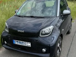 Blau Gebraucht 2023 Smart ForTwo Electric Drive Passion Coupé | 14.495 € (Fairer Preis)