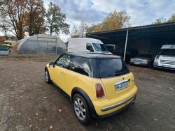 Gelb Gebraucht 2002 Mini Cooper Kleinwagen | 1.150 €