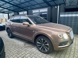 Braun Gebraucht 2016 Bentley Bentayga SUV | 99.500 € (Fairer Preis)