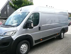Silber Gebraucht 2021 Citroën Jumper Van / Kleinbus | 21.950 € (Fairer Preis)