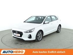 Weiß Gebraucht 2018 Hyundai i30 Trend Limousine | 12.790 € (Fairer Preis)