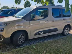 Grau Gebraucht 2020 Citroën Berlingo Shine Van / Kleinbus | 16.900 € (Fairer Preis)