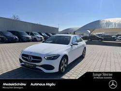 Weiß Gebraucht 2023 Mercedes C300e Avantgarde Limousine | 40.920 € (Guter Preis)