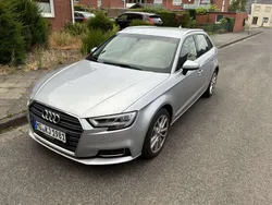 Grau Gebraucht 2017 Audi A3 Design Kleinwagen | 13.860 € (Guter Preis)