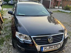 Schwarz Gebraucht 2010 VW Passat Comfortline Kombi | 2.990 € (Guter Preis)