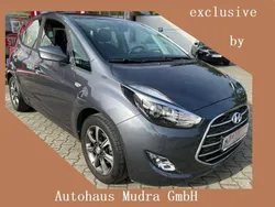 Grau Gebraucht 2017 Hyundai ix20 Trend Van / Kleinbus | 11.999 € (Etwas zu teuer)