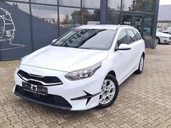 Weiß Gebraucht 2023 Kia Ceed Sportswagon Kombi | 18.990 €