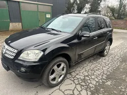 Schwarz Gebraucht 2006 Mercedes ML320 SUV | 5.999 € (Guter Preis)