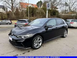 Deep black perleffekt Gebraucht 2021 VW Golf VIII R-line Limousine | 26.390 € (Guter Preis)