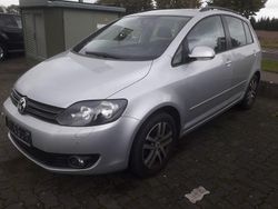 Reflexsilber Gebraucht 2009 VW Golf Plus Cross Comfortline Van / Kleinbus | 8.490 € (Fairer Preis)