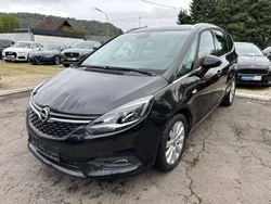 Schwarz Gebraucht 2017 Opel Zafira Innovation Van / Kleinbus | 7.450 € (Etwas zu teuer)