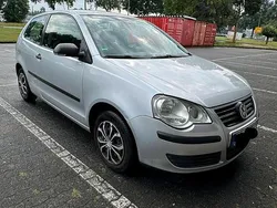 Grau Gebraucht 2006 VW Polo Kleinwagen | 1.550 € (Fairer Preis)