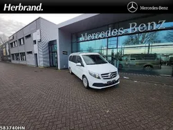 Weiß Gebraucht 2023 Mercedes V250 Van / Kleinbus | 62.990 € (Fairer Preis)