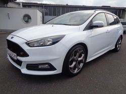Weiß Gebraucht 2018 Ford Focus ST Kombi | 15.999 € (Fairer Preis)