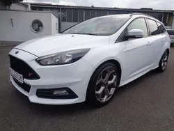 Weiß Gebraucht 2018 Ford Focus ST Kombi | 15.999 € (Etwas zu teuer)