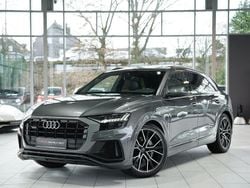 Grau Gebraucht 2019 Audi Q8 S-Line SUV | 58.800 € (Teuer)