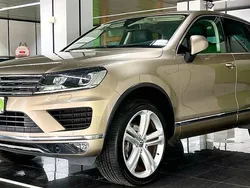 Gold Gebraucht 2015 VW Touareg R-line SUV | 23.990 € (Fairer Preis)